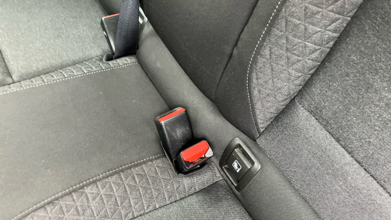 Renault Clio 1.0 TCe 100 Play 5dr Petrol Hatchback